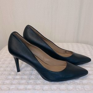 Calvin Klein Black Leather Pointy Toe Pump Heel